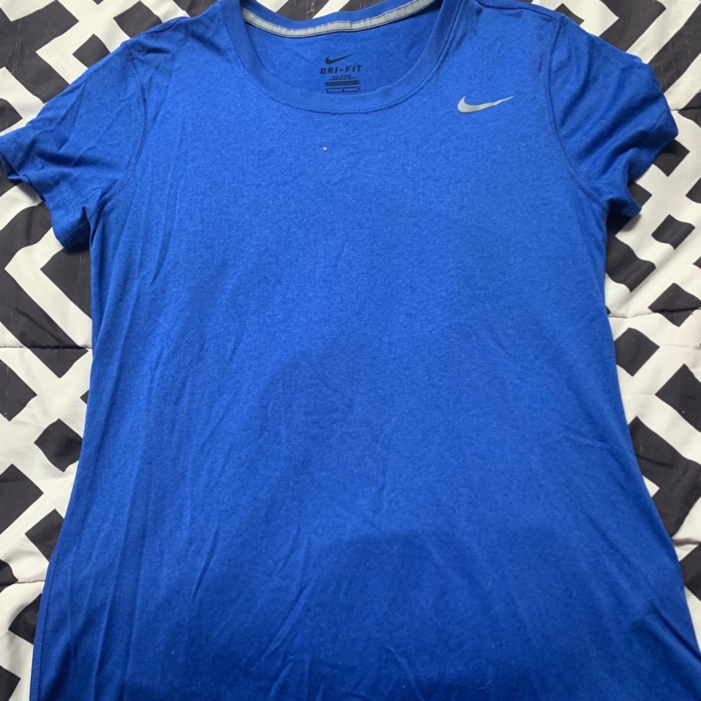 Nike dry fit wmns shirt